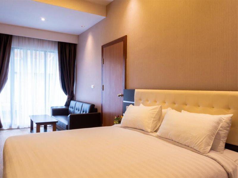 จาฮายา วิลลา โฮเต็ล การุต Hotel ภายนอก รูปภาพ